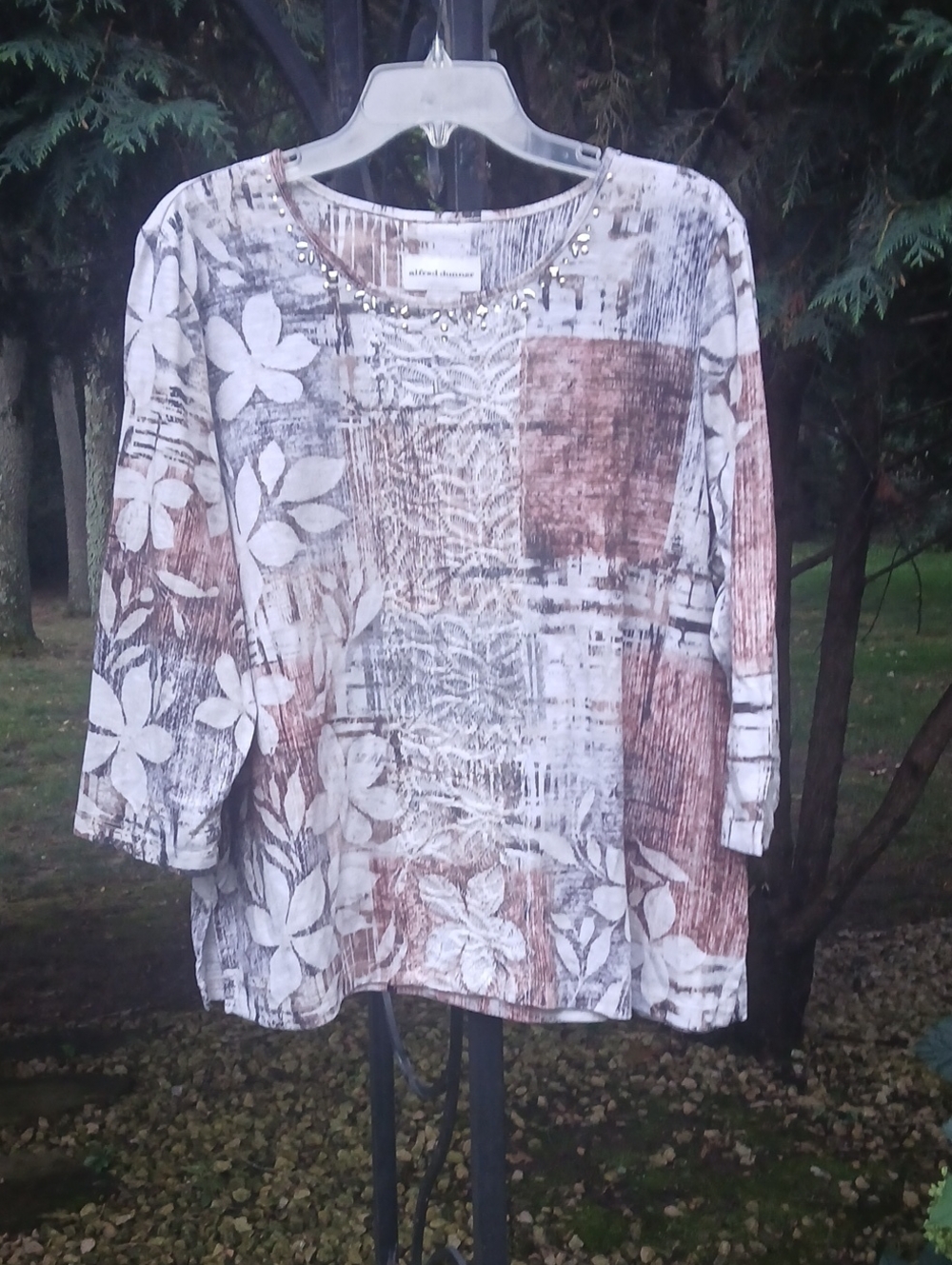 Alfred Dunner 3/4-sleeve knit top earthy floral And Beading Sz XL